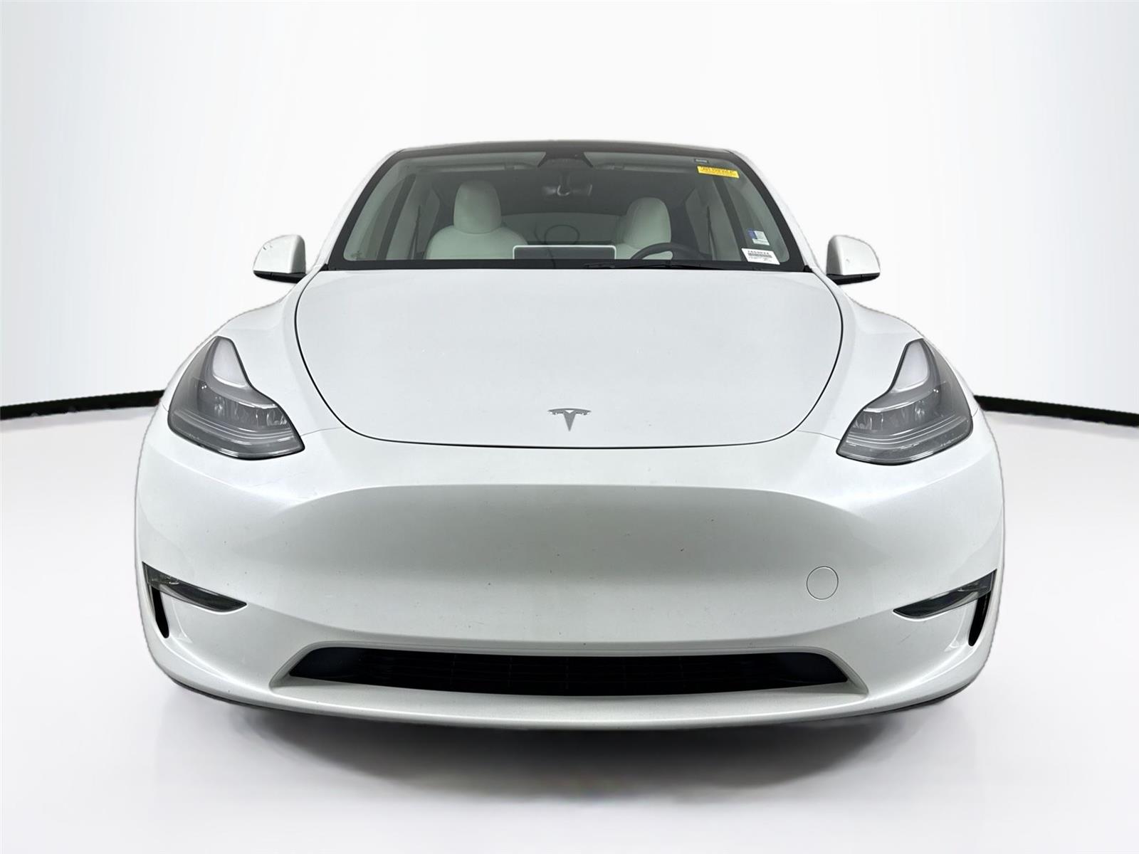 2023 Tesla Model Y Long Range photo 3