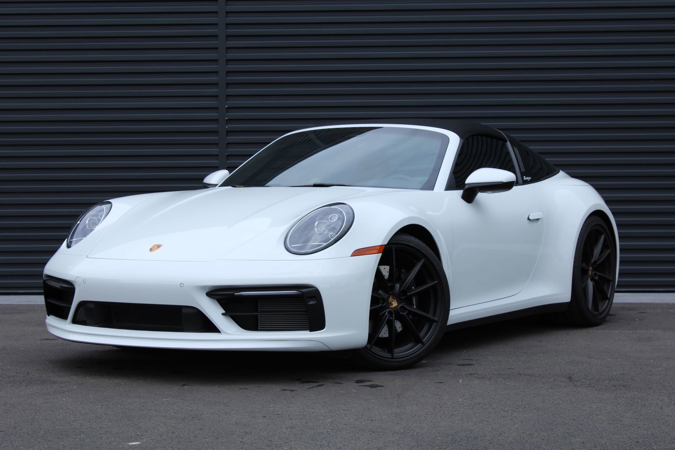 2024 Porsche 911's photo