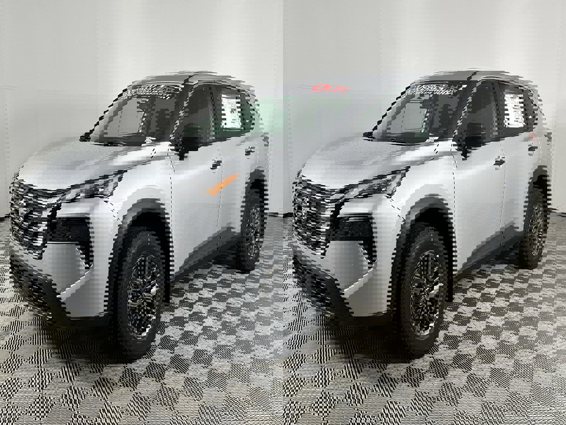 2025 Nissan Rogue S photo 2