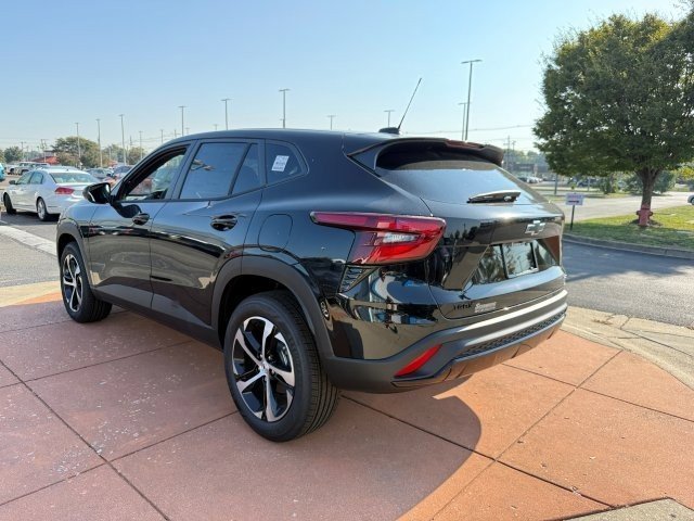 2026 Chevrolet Trax photo 3