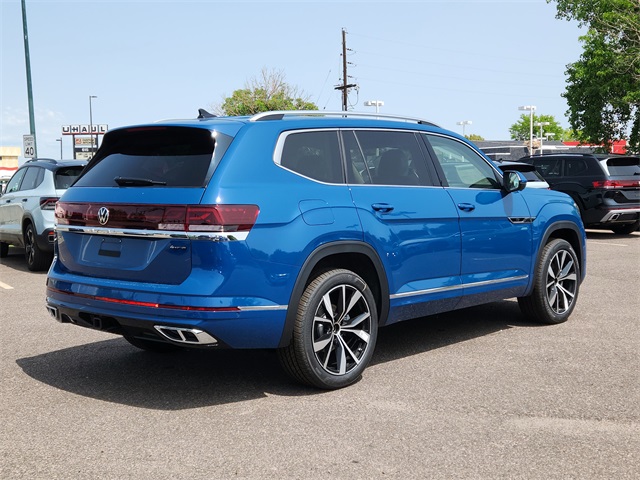 2025 Volkswagen Atlas SEL Premium R-Line photo 3
