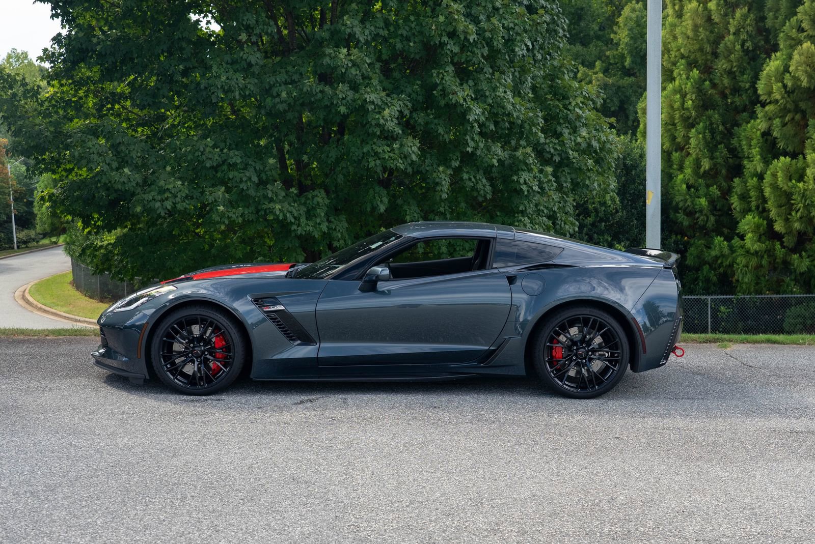 2019 Chevrolet Corvette Z06 1LZ photo 2