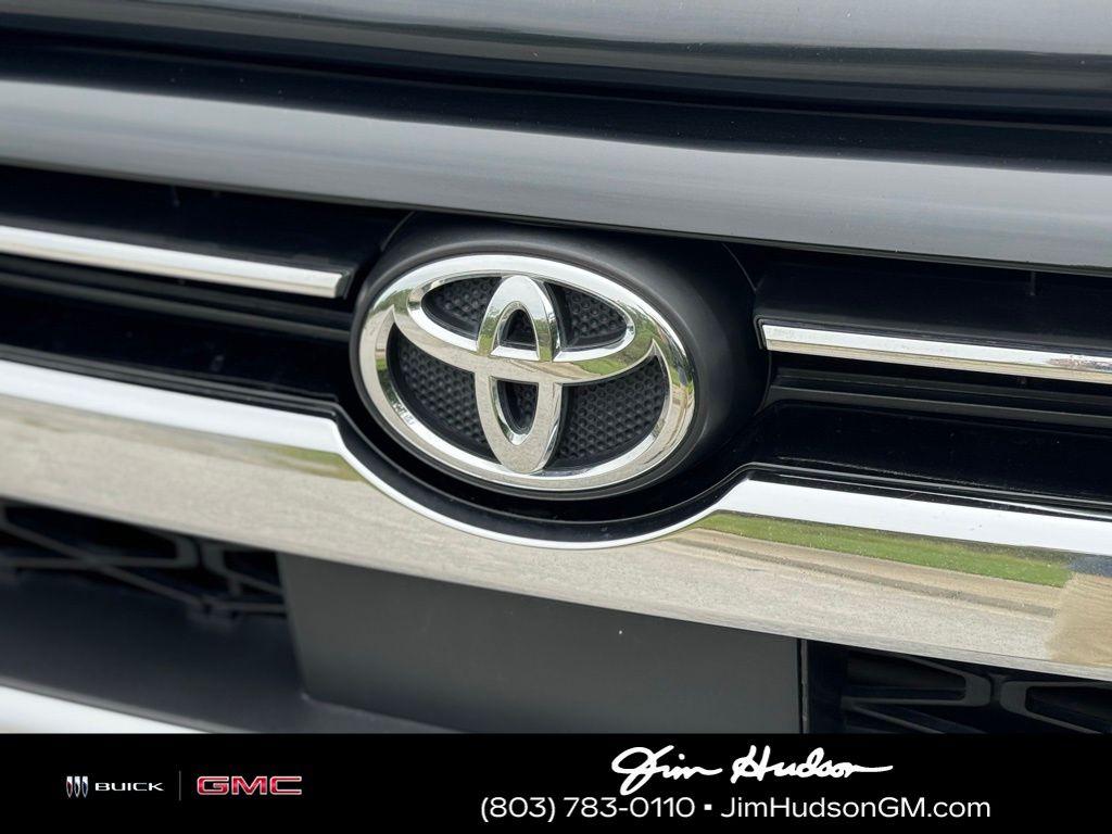 2021 Toyota 4Runner Limited photo 2
