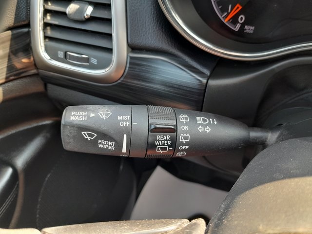 2021 Jeep Grand Cherokee Laredo X photo 15