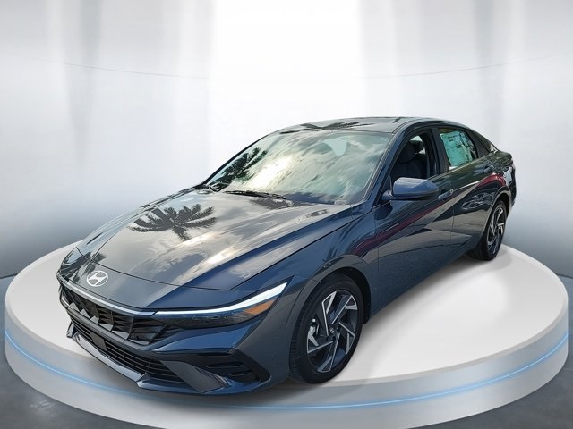 2025 Hyundai Elantra SEL Convenience photo 2