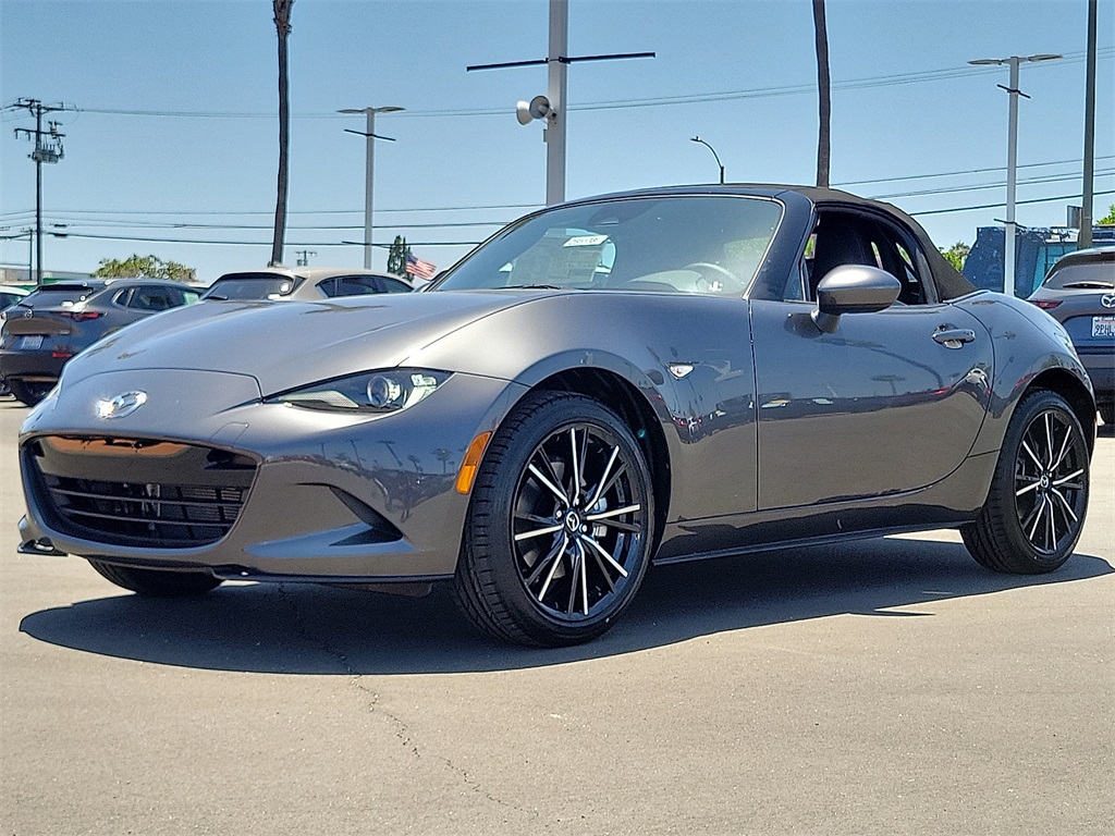2025 Mazda MX-5 Miata Miata Grand Touring photo 21
