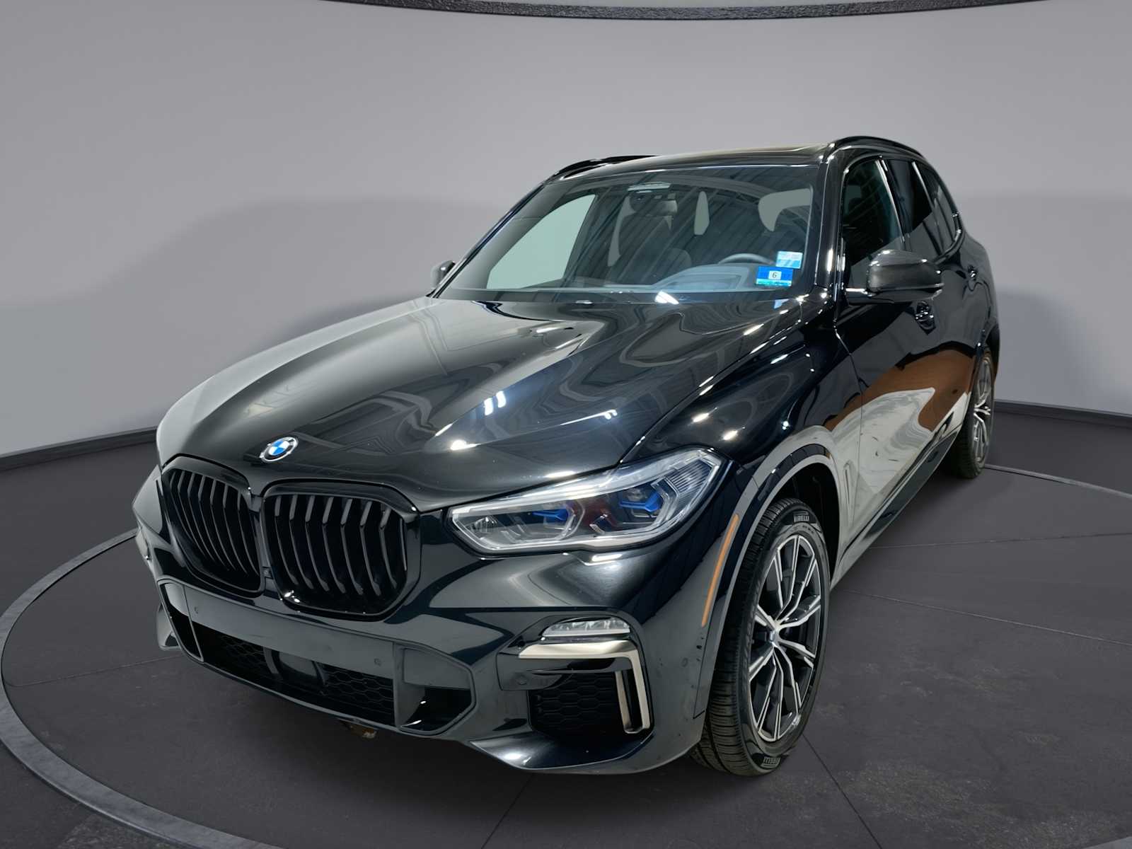 2020 BMW X5 M50i's photo