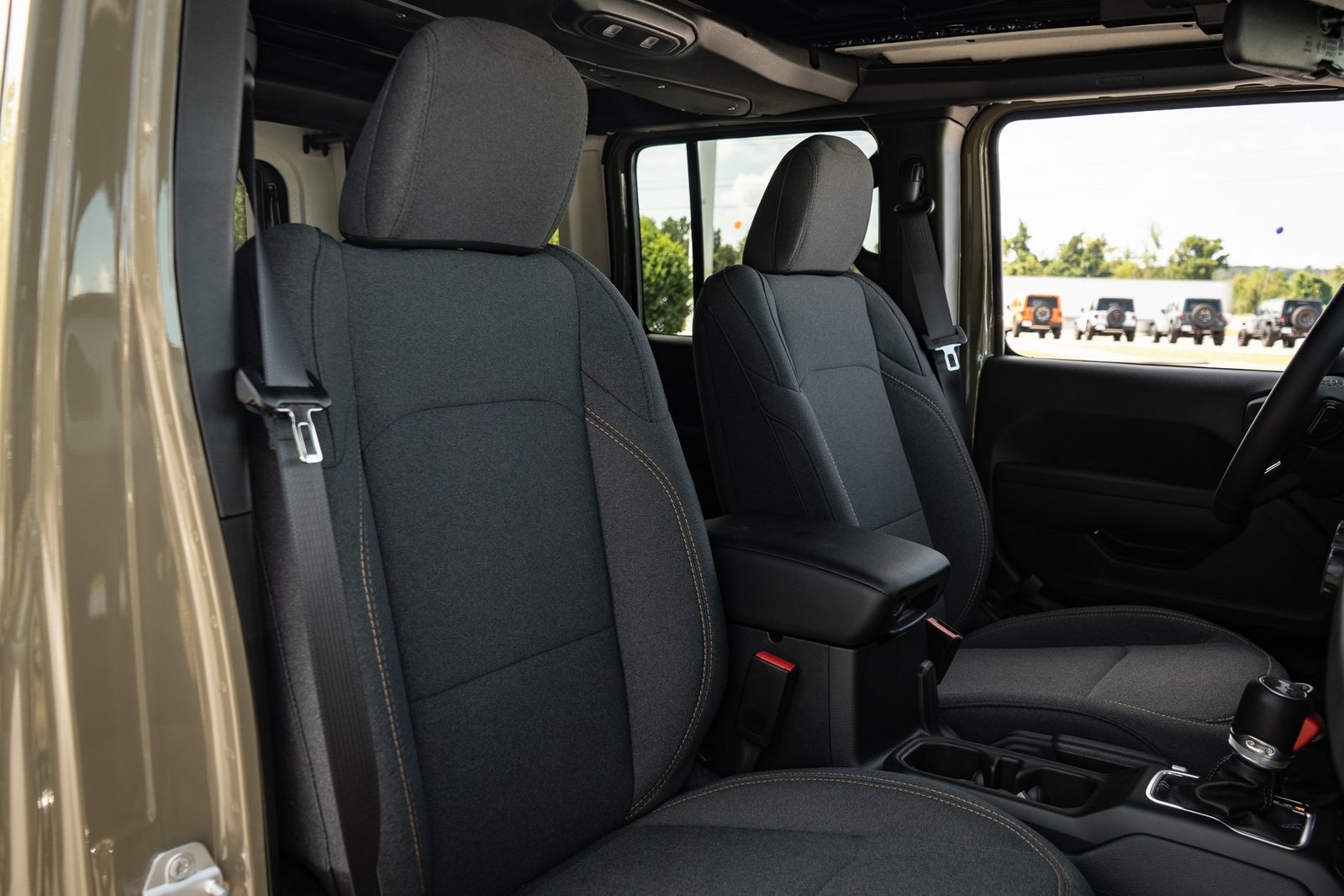 2025 Jeep Wrangler Willys photo 22