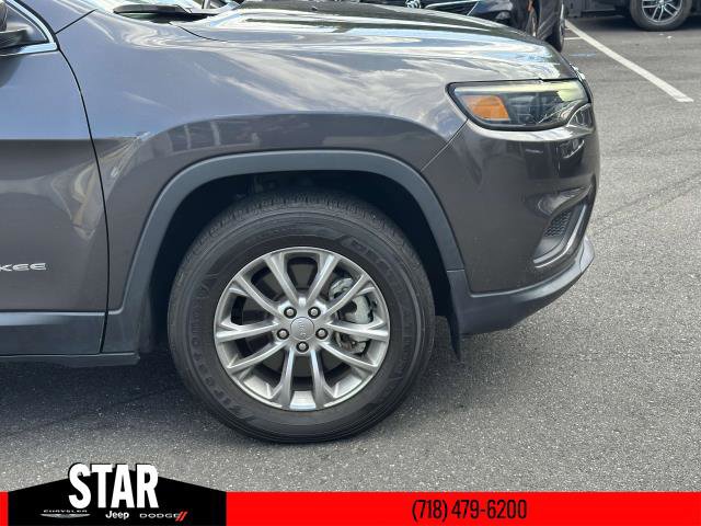 2021 Jeep Cherokee Latitude Lux photo 9
