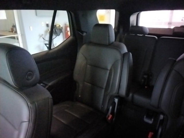 2023 Chevrolet Traverse Leather photo 15
