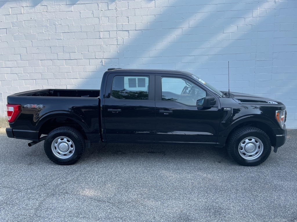 2021 Ford F-150 XL photo 3