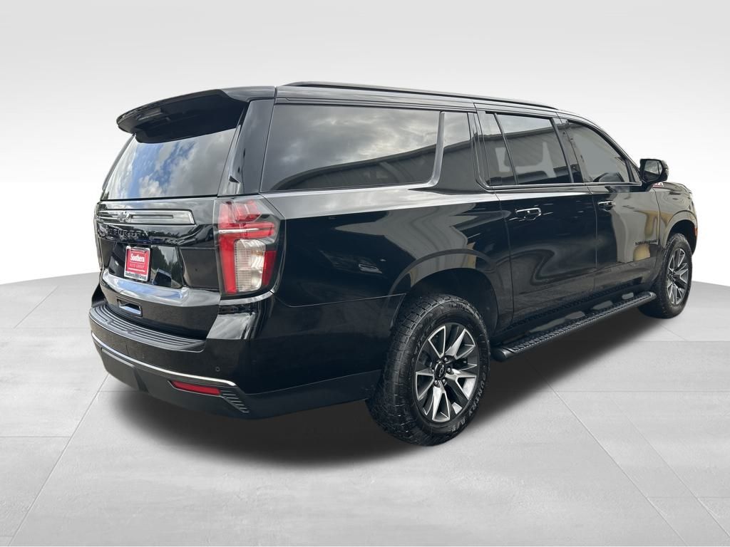 2022 Chevrolet Suburban Z71 photo 4