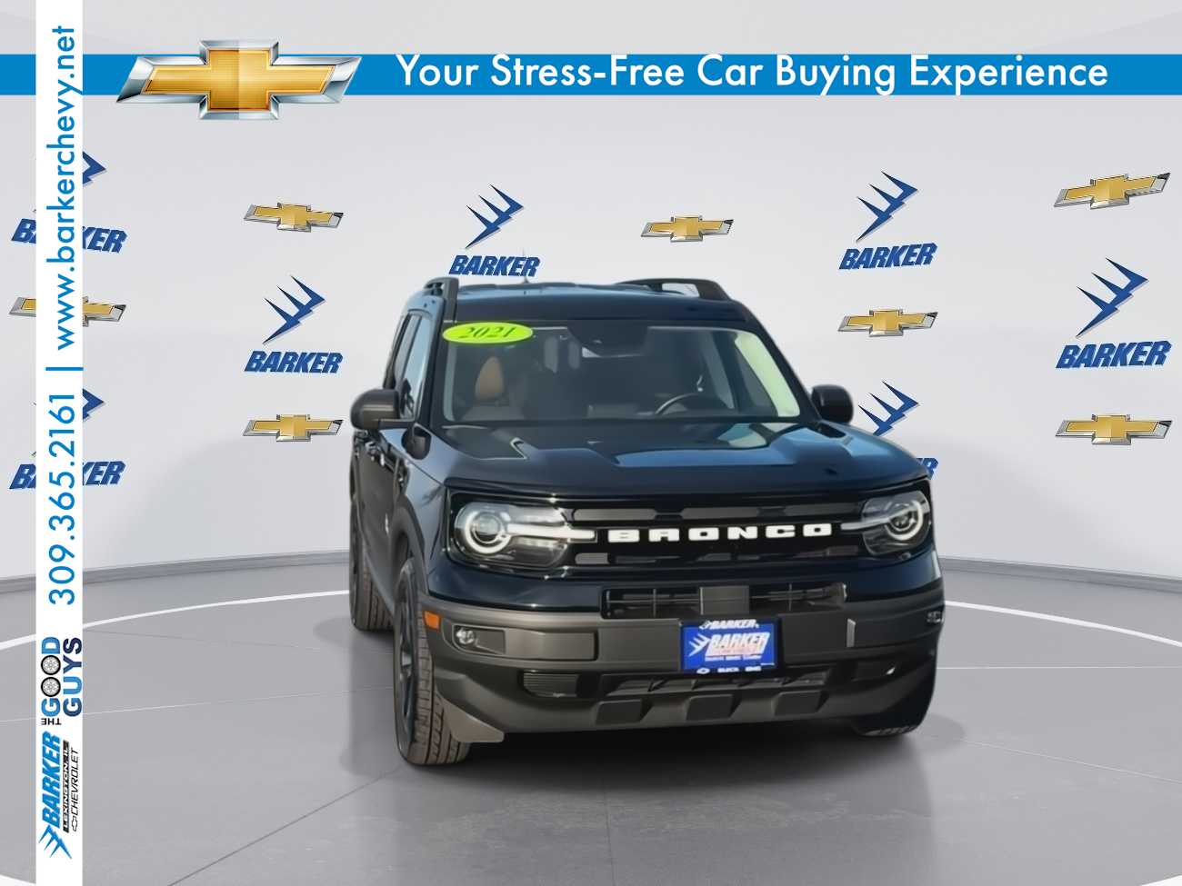 2021 Ford Bronco Sport Outer Banks photo 2