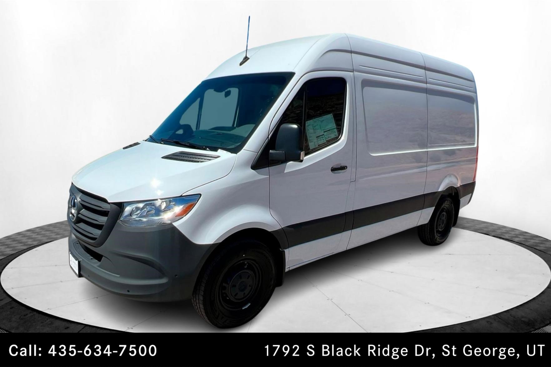 2025 Mercedes-Benz Sprinter Cargo Van Base's photo