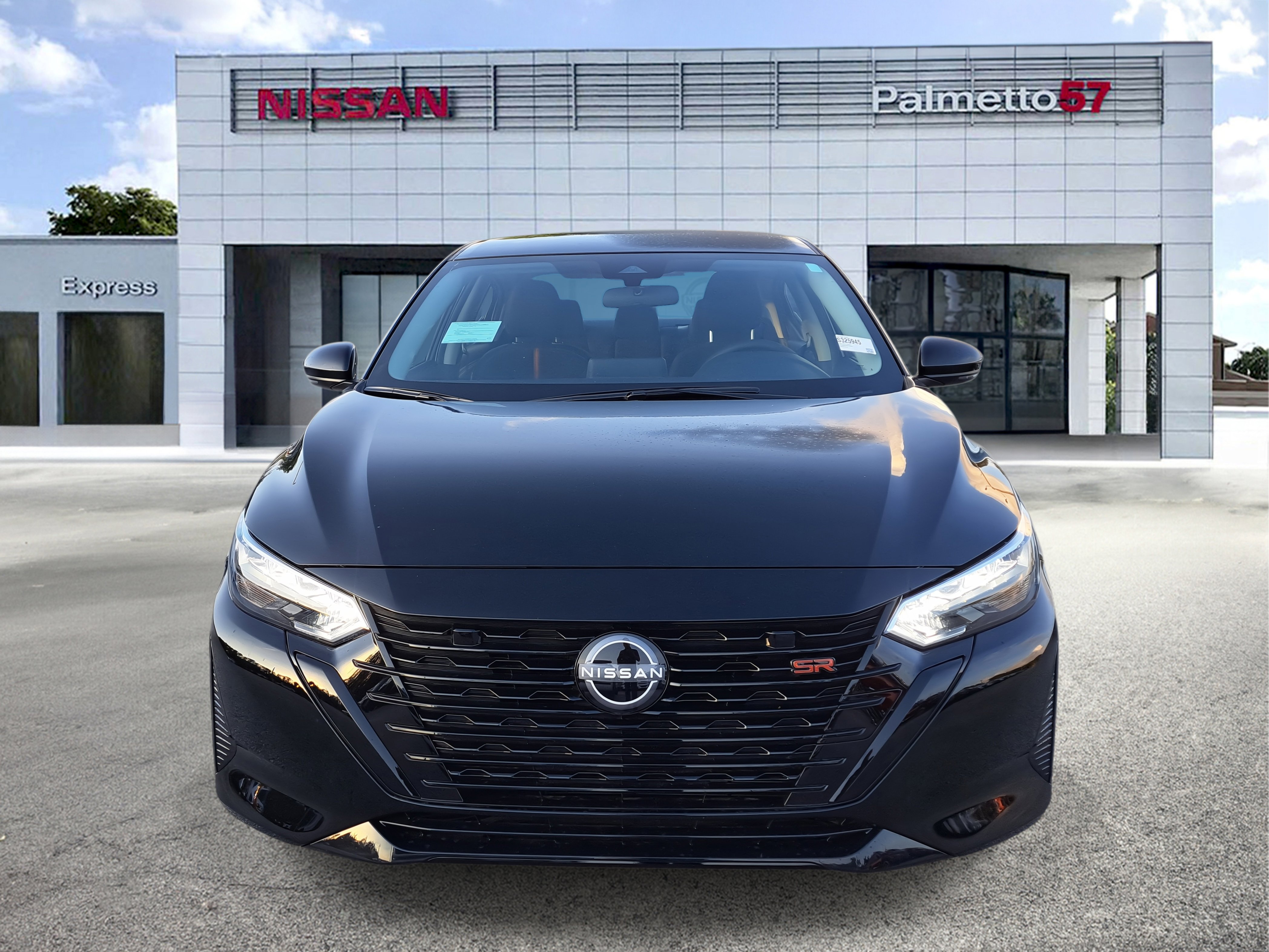 2025 Nissan Sentra SR photo 2
