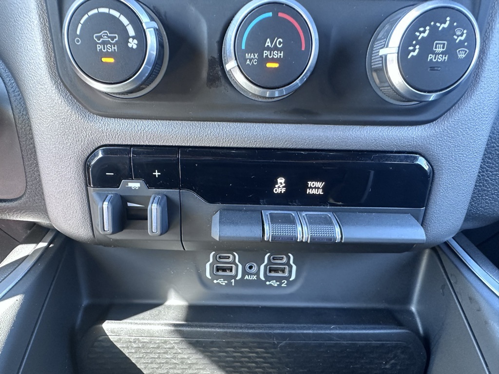 2022 Ram 1500 Big Horn Lone Star photo 17