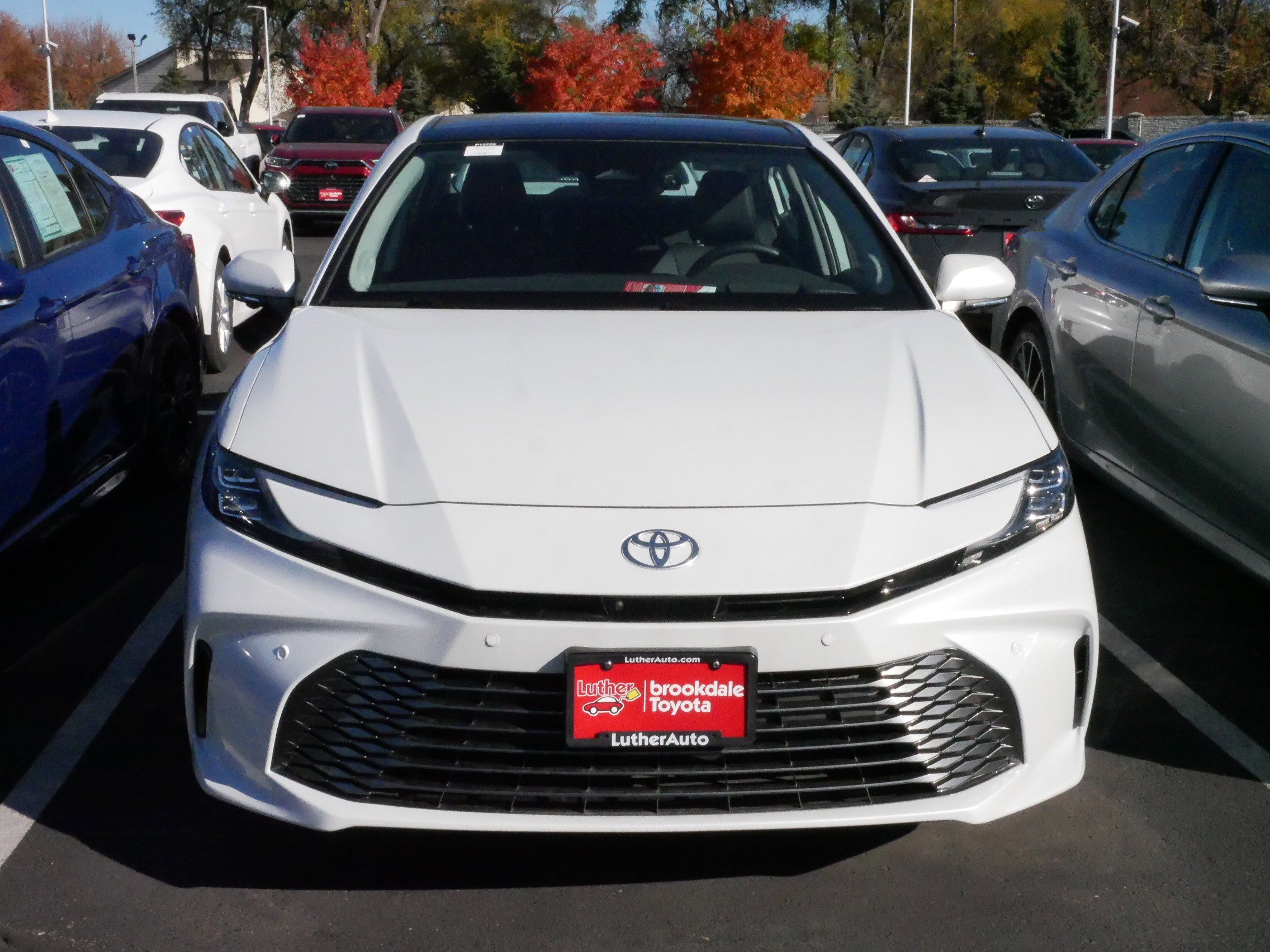 Used 2025 Toyota Camry XLE with VIN 4T1DBADK4SU013077 for sale in Brooklyn Center, Minnesota