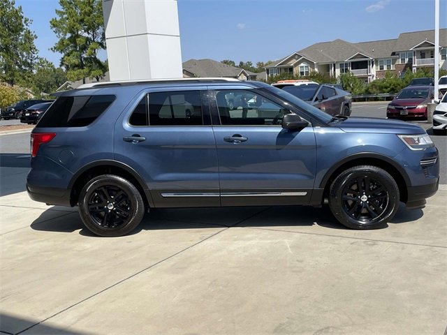 2018 Ford Explorer XLT photo 3