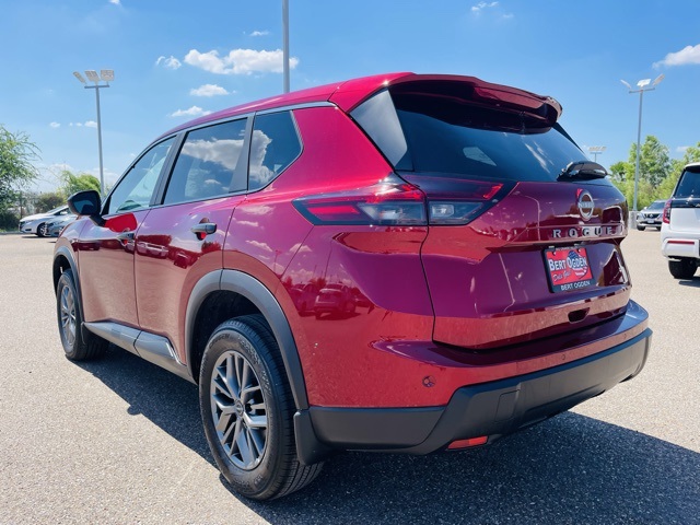 2025 Nissan Rogue S photo 4