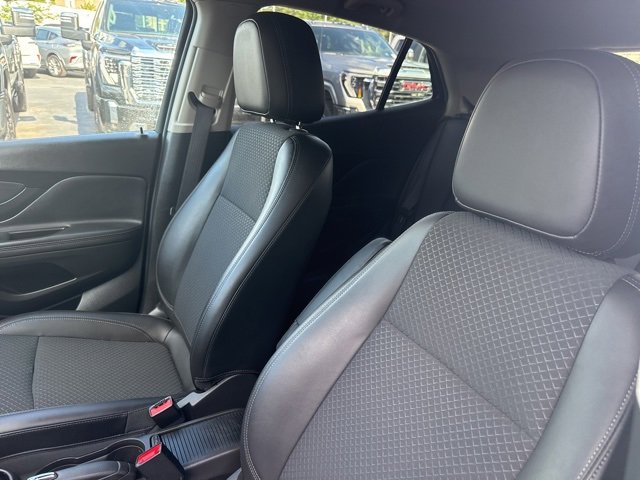 2022 Buick Encore Preferred photo 11