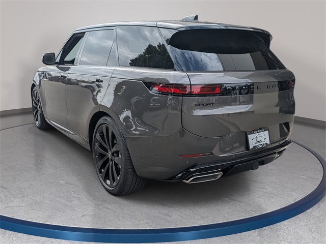 2025 Land Rover Range Rover Sport SE photo 3