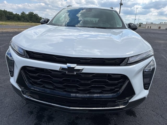 2025 Chevrolet Trax ACTIV photo 2