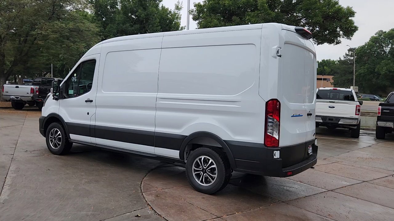 2025 Ford Transit photo 3