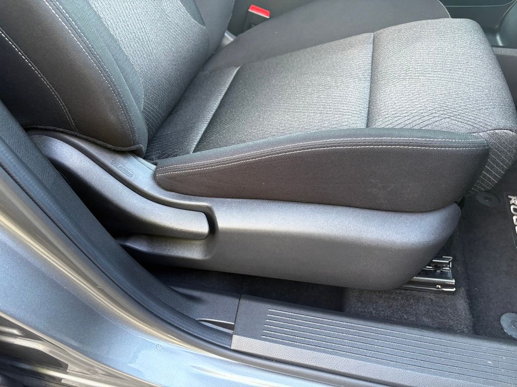 2024 Nissan Rogue SV photo 22