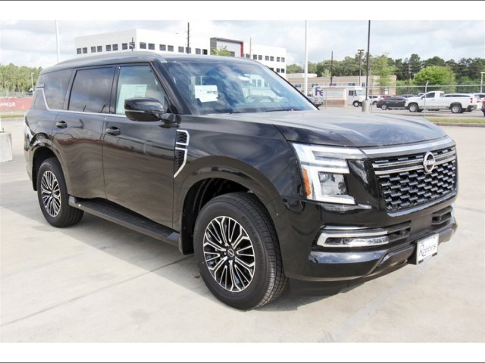 2025 Nissan Armada SL - 5