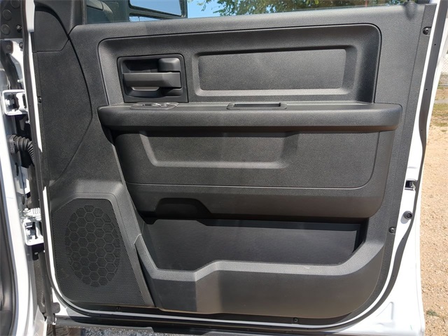 2026 Ram 2500 Tradesman photo 27