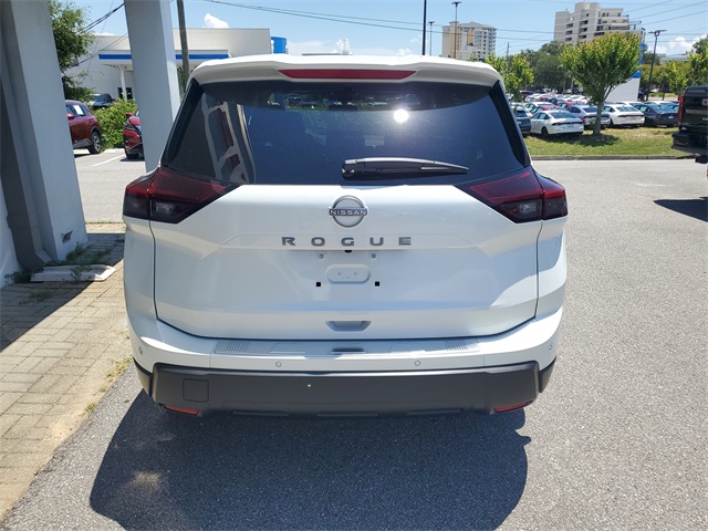 2025 Nissan Rogue SV photo 4