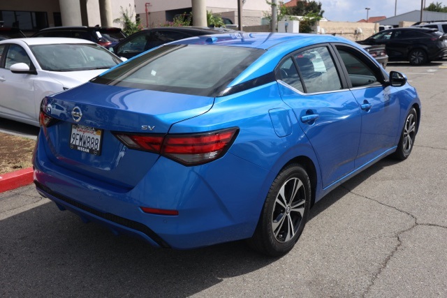 2023 Nissan Sentra SV photo 3