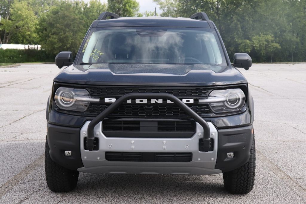 2025 Ford Bronco Sport Badlands photo 2