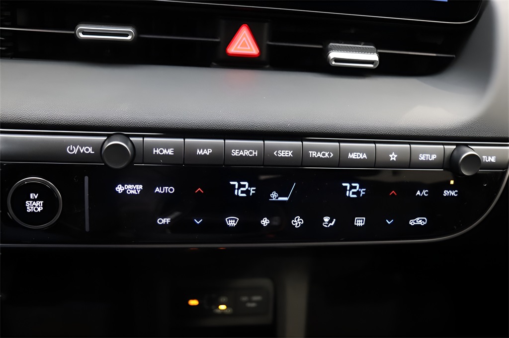 2025 Hyundai Ioniq 5 SE photo 14