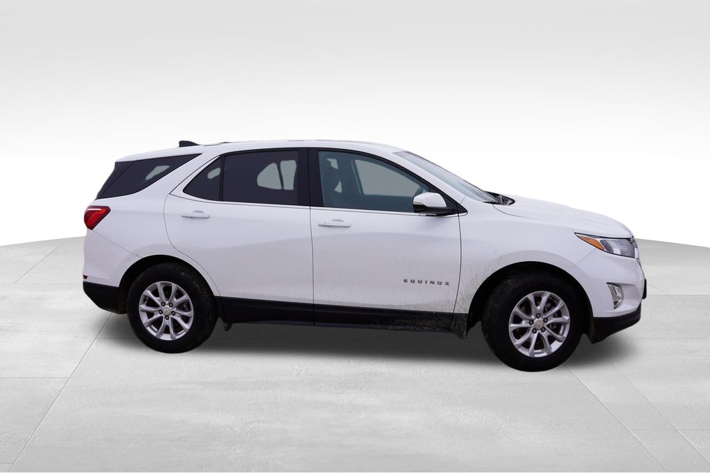 Used 2019 Chevrolet Equinox LT with VIN 3GNAXKEV9KS595532 for sale in New Prague, MN