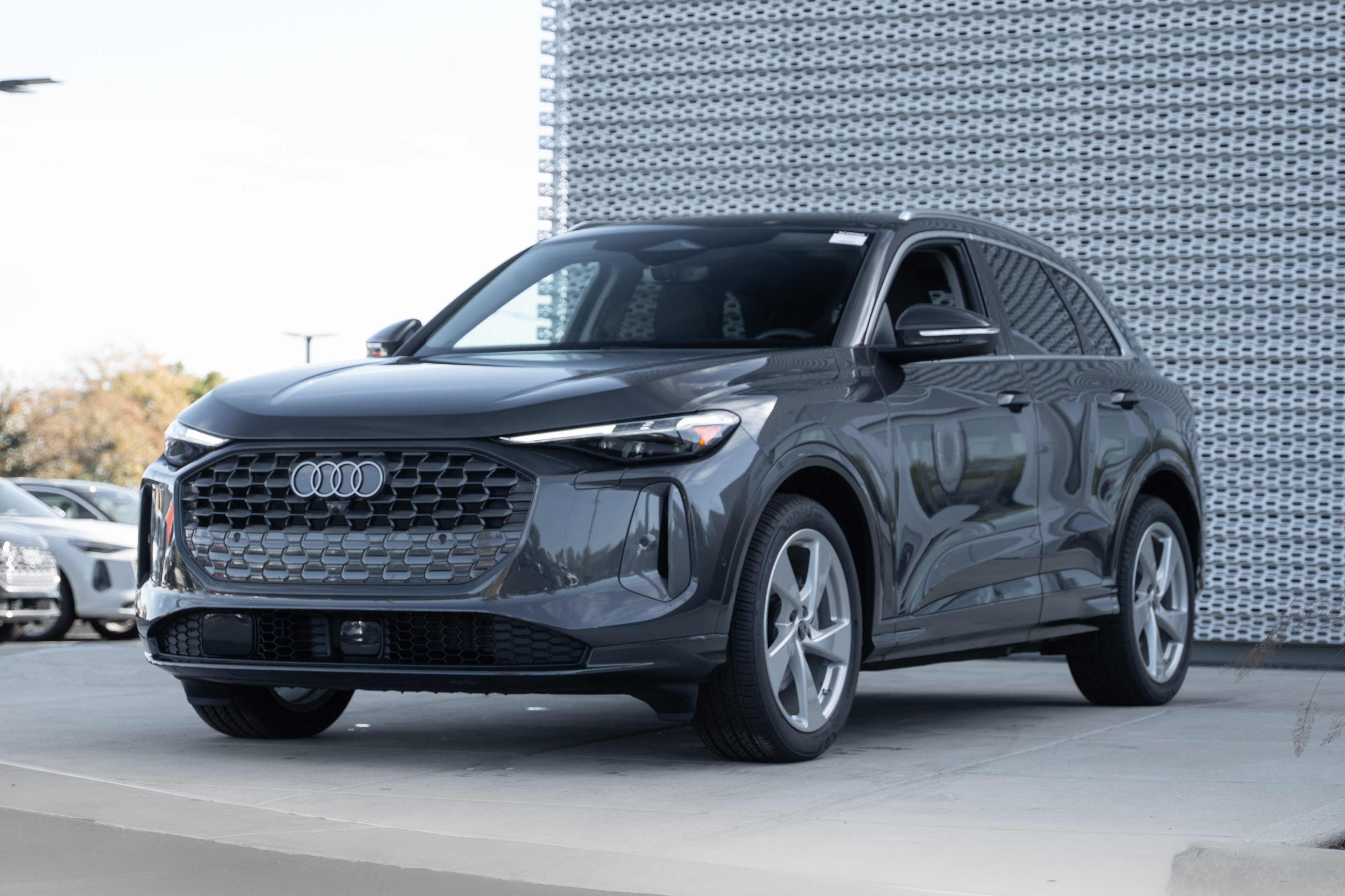 2025 Audi Q5 Premium Prestige photo 3