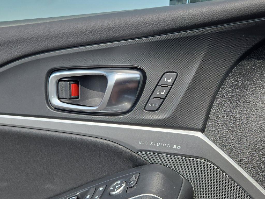 2025 Acura Integra A-Spec Technology photo 17