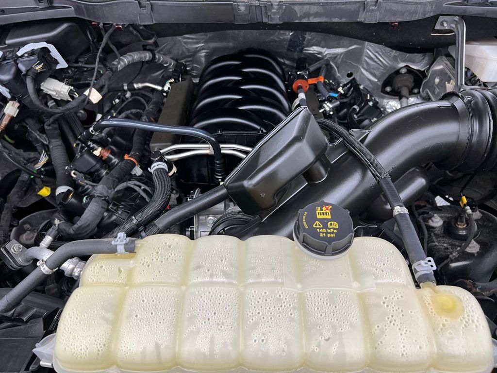 2022 Ford F-150 XLT photo 35