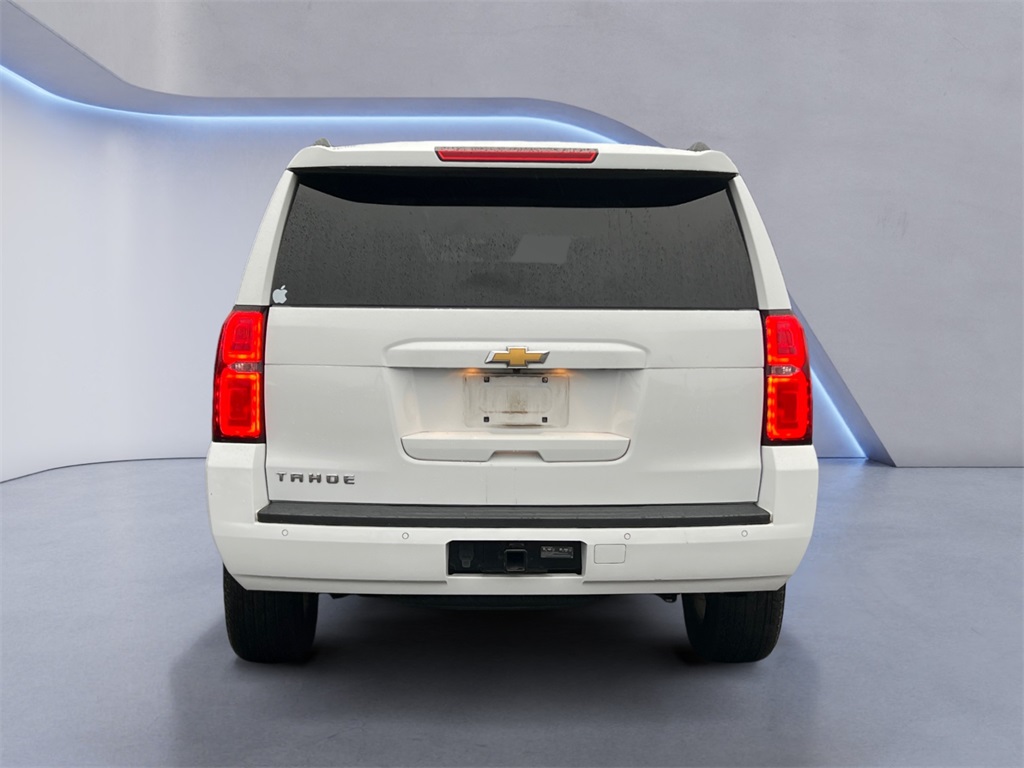 2018 Chevrolet Tahoe LT photo 3