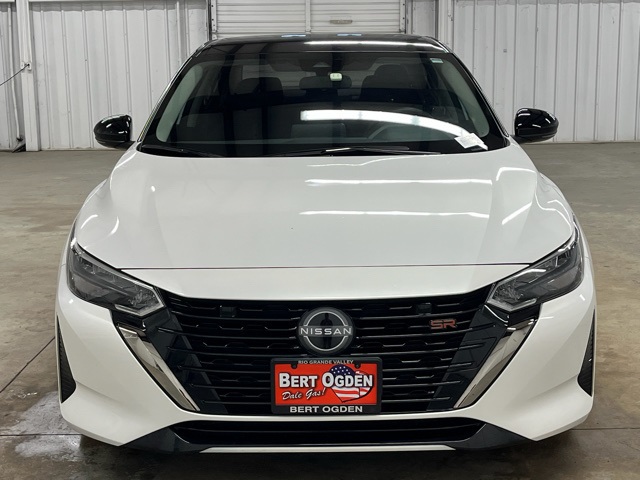 2024 Nissan Sentra SR photo 2