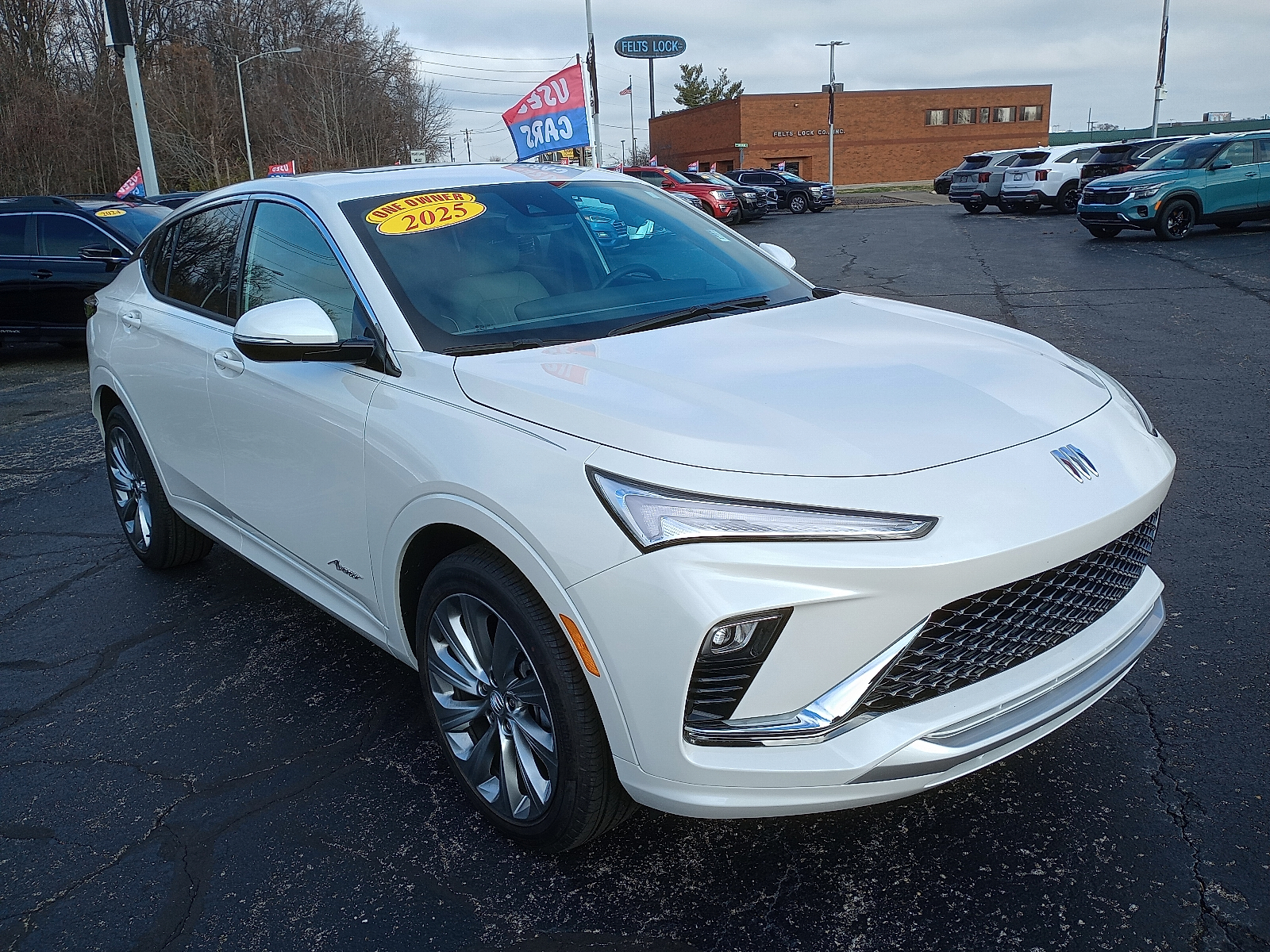 2025 Buick Envista Avenir's photo