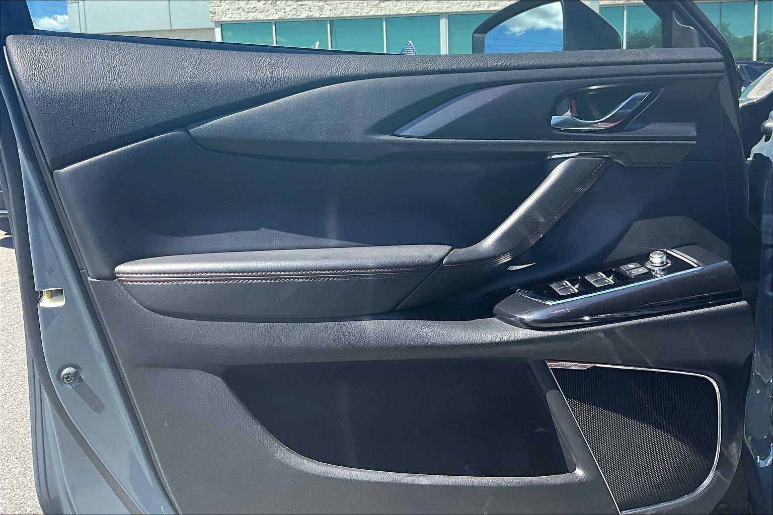 2022 Mazda CX-9 Carbon photo 18