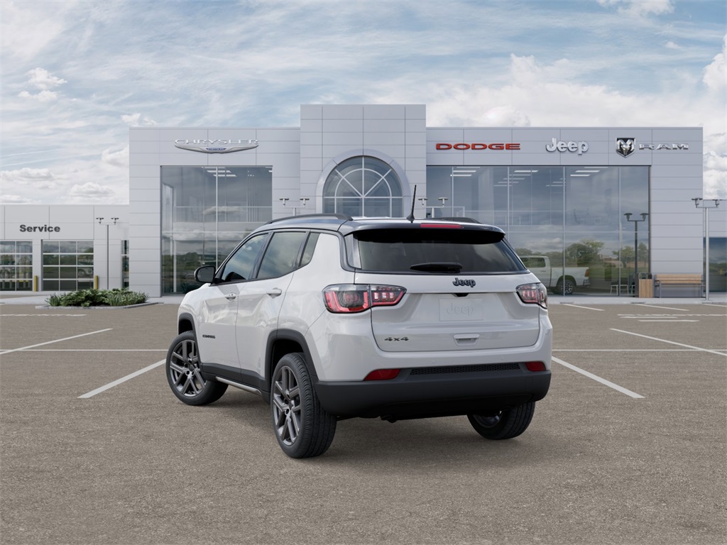 2026 Jeep Compass Limited photo 2