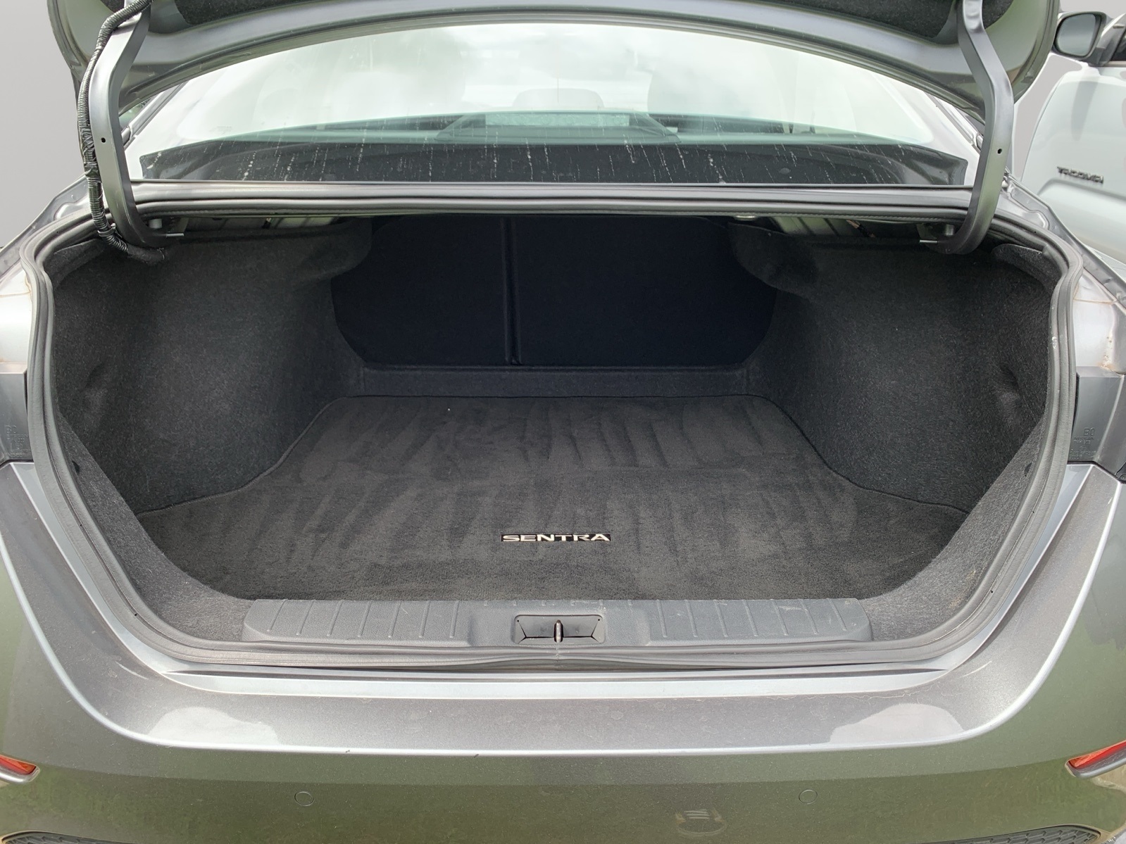 2024 Nissan Sentra SV photo 27