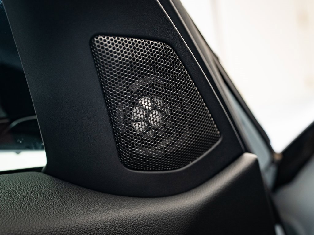 2025 Bmw 330i photo 23