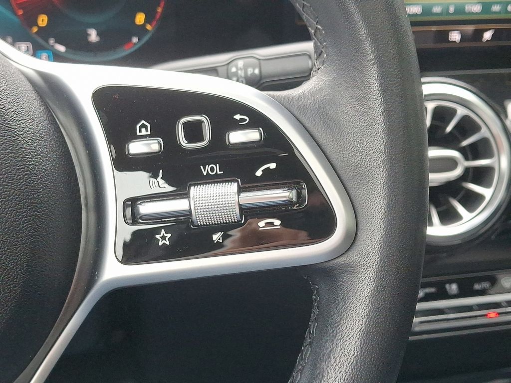 2021 Mercedes Benz GLB 250 4MATIC photo 22