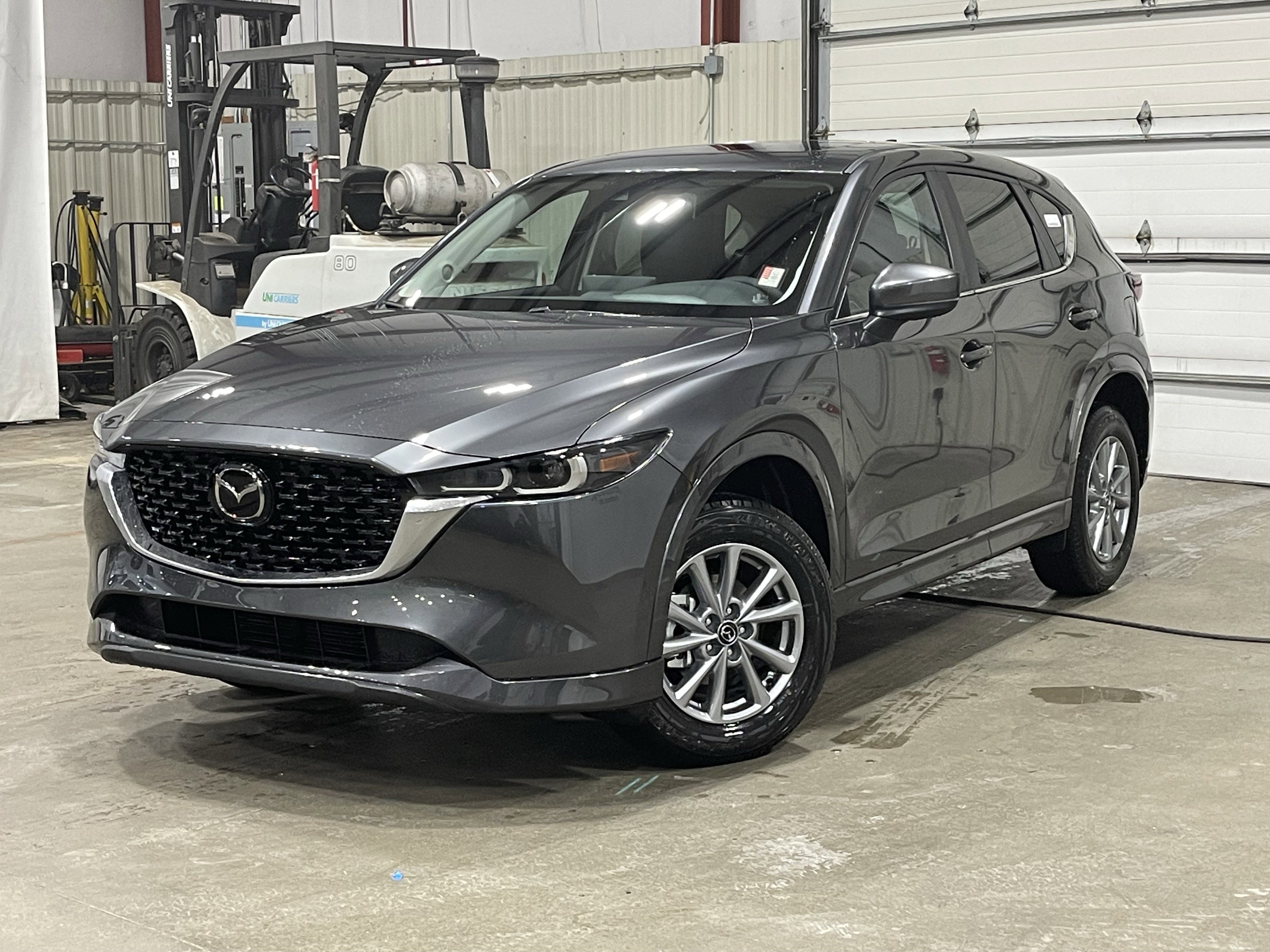 2025 Mazda CX-5 S Preferred package's photo