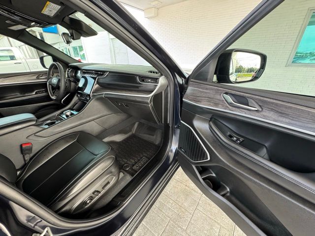 2024 Jeep Grand Cherokee Limited photo 12