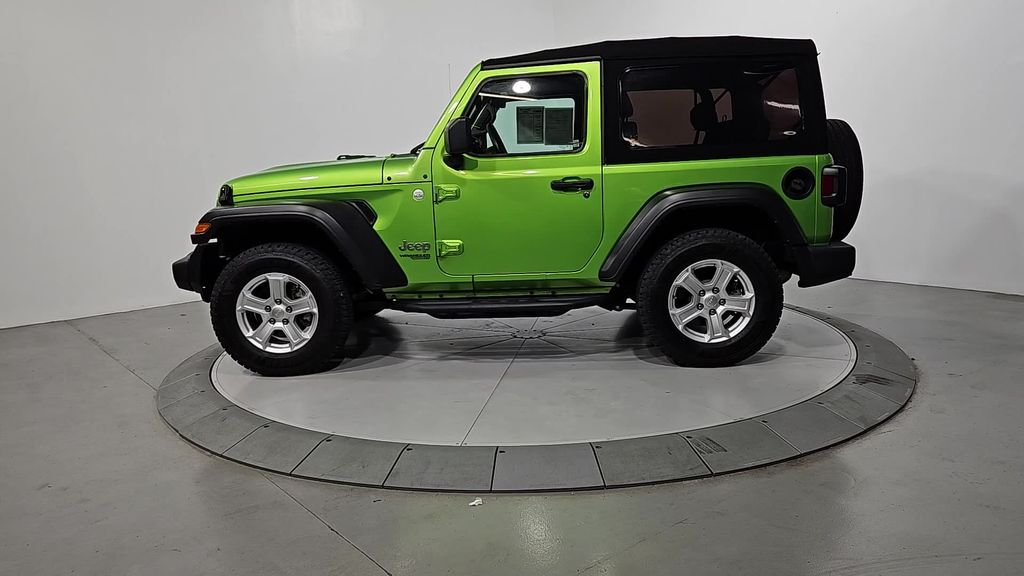 2019 Jeep Wrangler Sport S photo 2