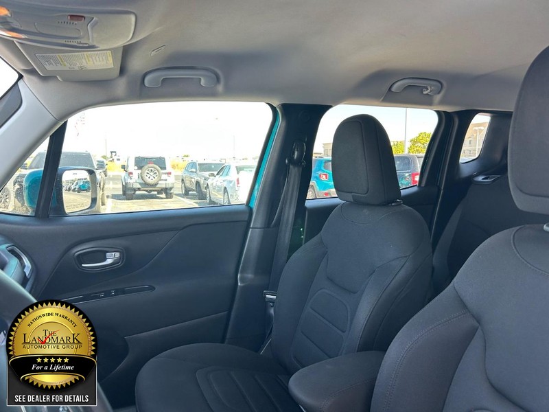 2021 Jeep Renegade Latitude photo 5